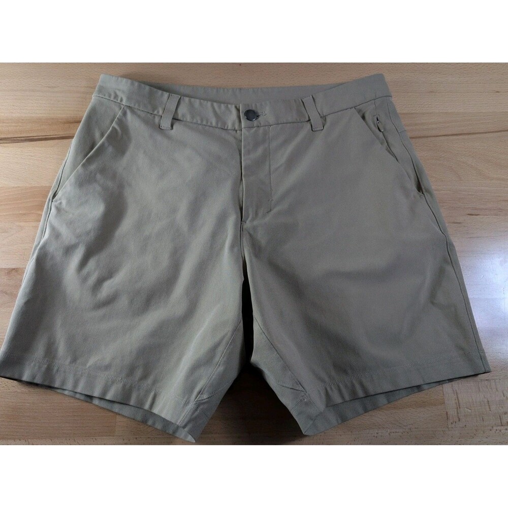 Lululemon Commission Shorts Classic 7" Warpstreme Khaki Beige Mens Size 32
